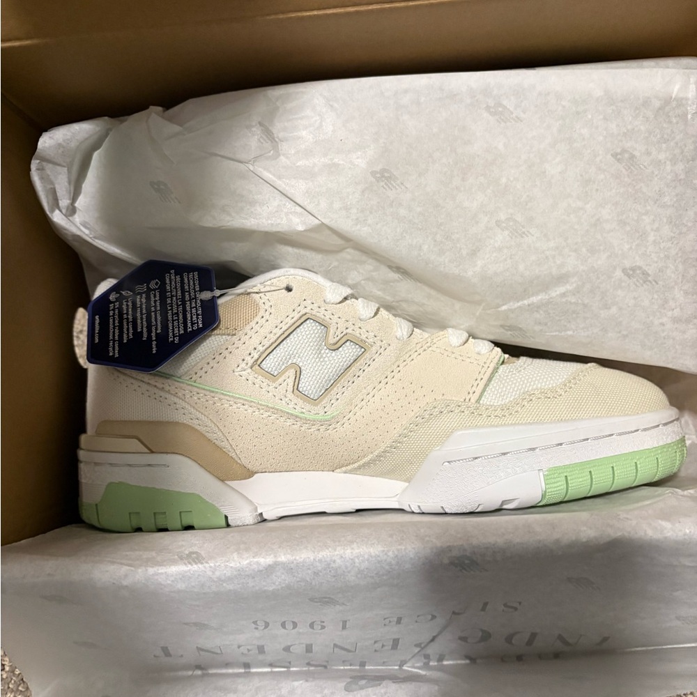 NEW BALANCE 550 - Picture 8 of 13